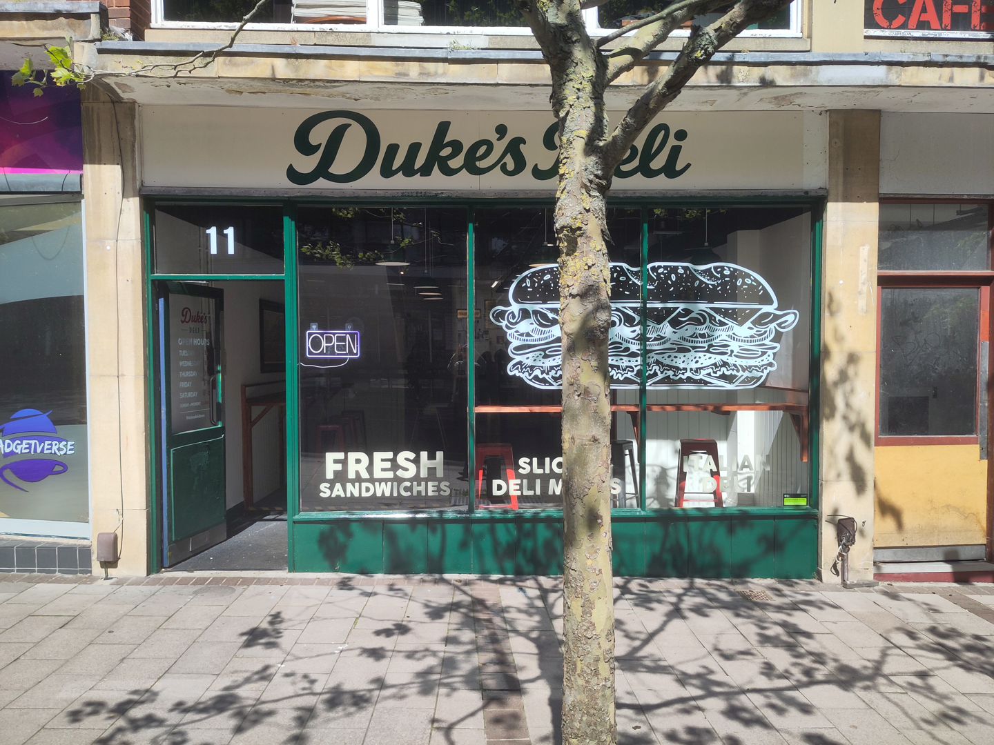 Duke's Deli exterior