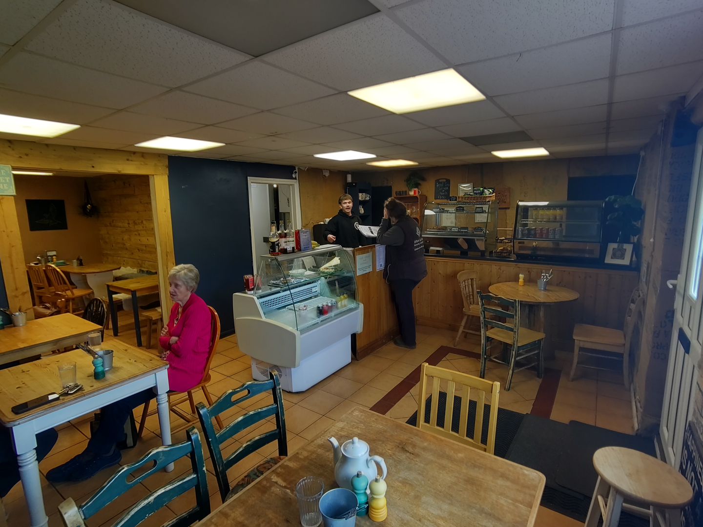Parr's Farm Cafe interior