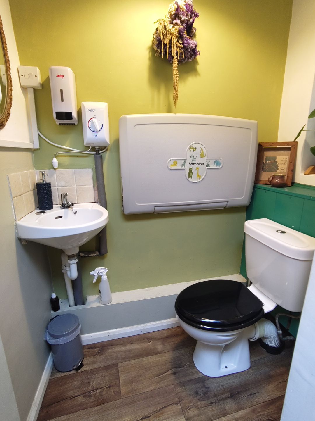 Shillingford Organics Farm Shop & Café